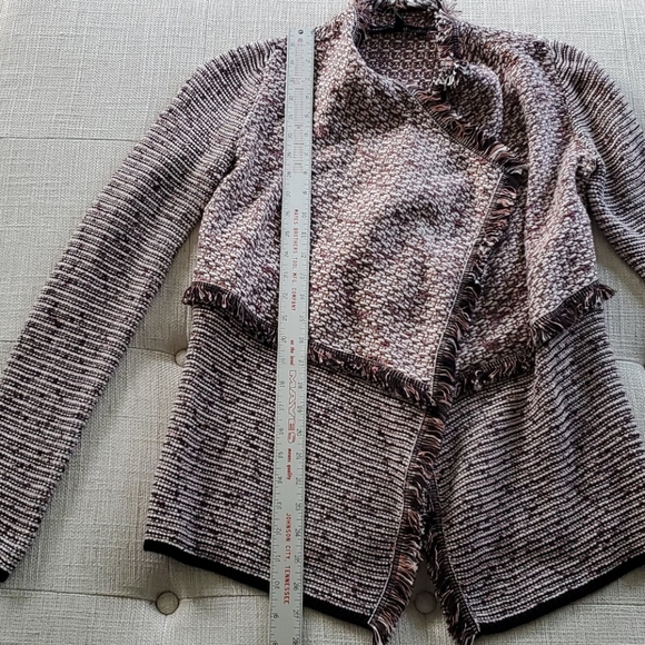 Jacket - Picture 4 of 9